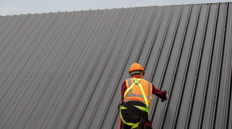 Professional metal roof installation services in Piper City, IL